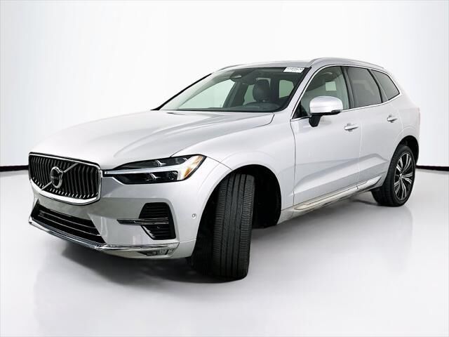 2023 Volvo XC60 B5 Plus Bright Theme