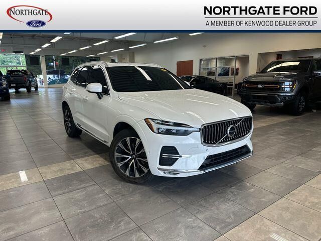 2023 Volvo XC60 B5 Plus Bright Theme