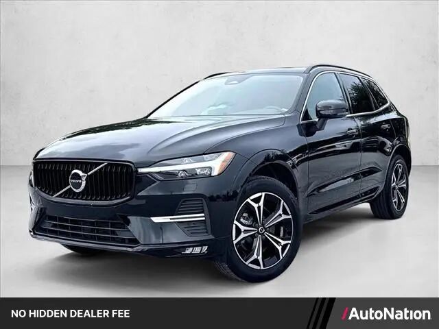 2022 Volvo XC60 B5 Momentum
