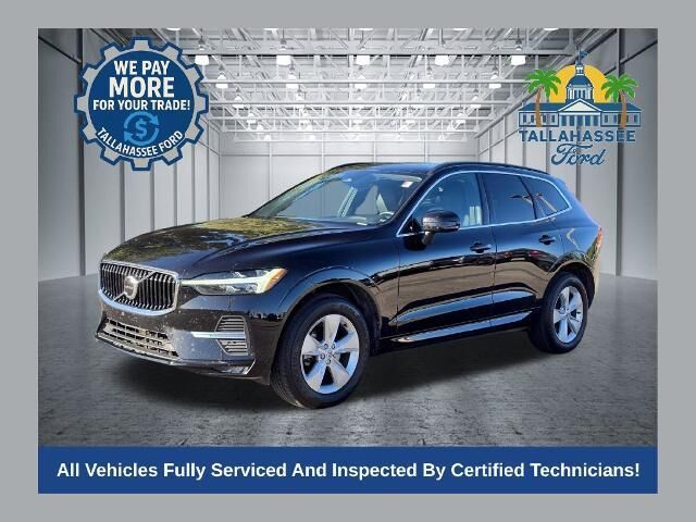 2022 Volvo XC60 B5 Momentum