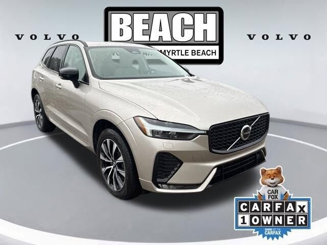 2024 Volvo XC60 B5 Core Dark Theme