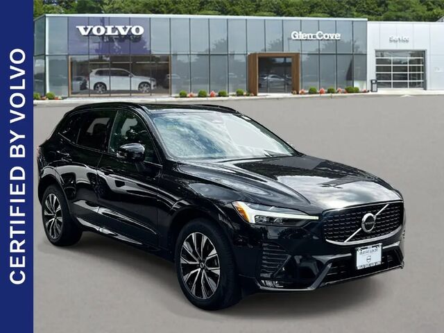 2024 Volvo XC60 B5 Core Dark Theme