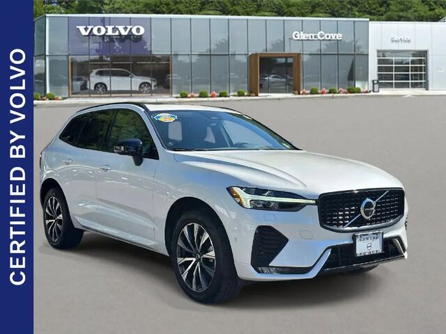 2024 Volvo XC60 B5 Plus Dark Theme