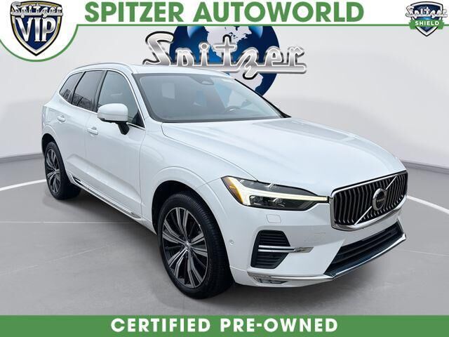 2022 Volvo XC60 B5 Inscription — photo 1 of 13
