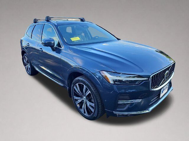 2023 Volvo XC60 Plus Bright Theme