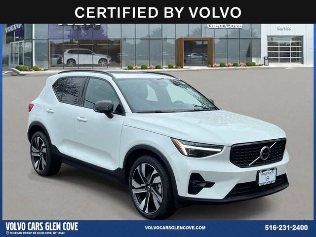 2026 Volvo XC40 B5 Ultra