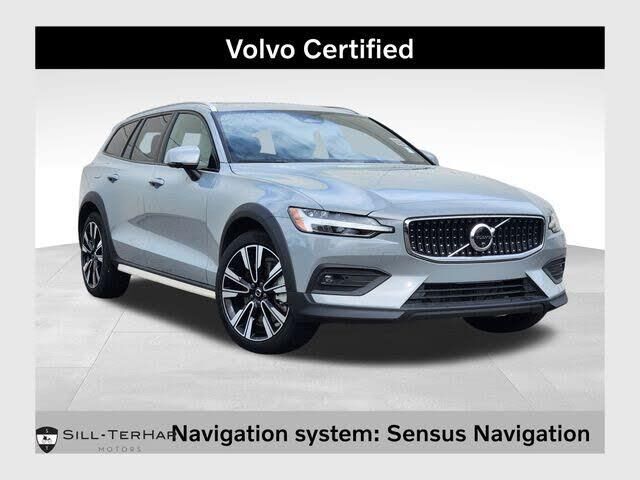 2025 Volvo V60 Cross Country B5 Ultra