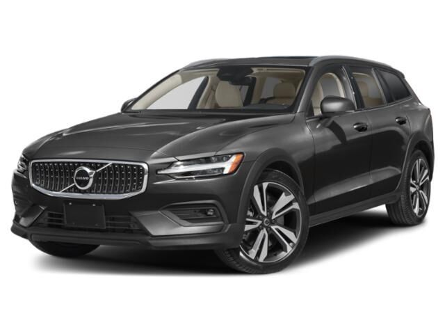 2024 Volvo V60 Cross Country B5 Plus