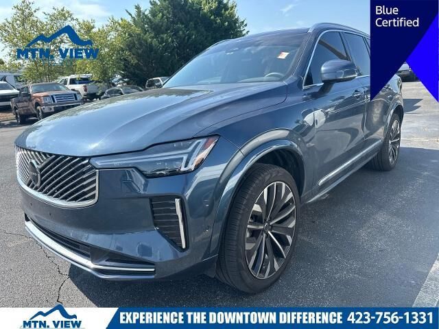 2025 Volvo XC90 B5 Plus Bright Theme 7P