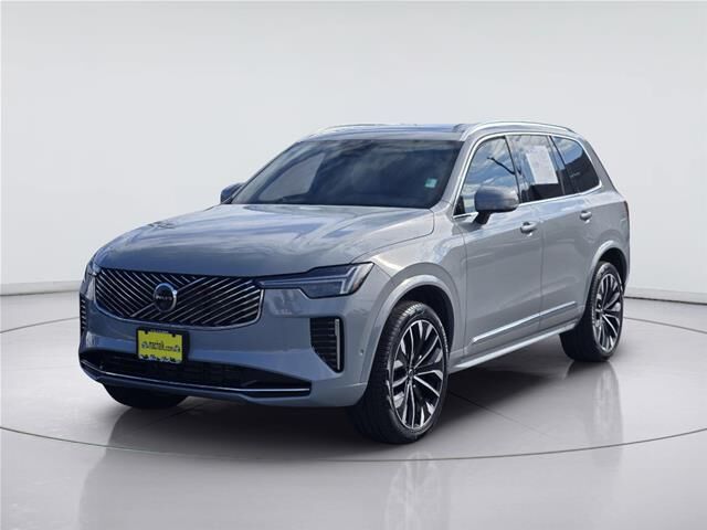 2025 Volvo XC90 B5 Plus Bright Theme 7P