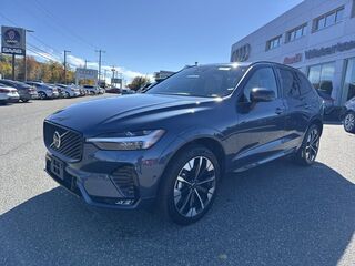 2026 Volvo XC60 PLUS