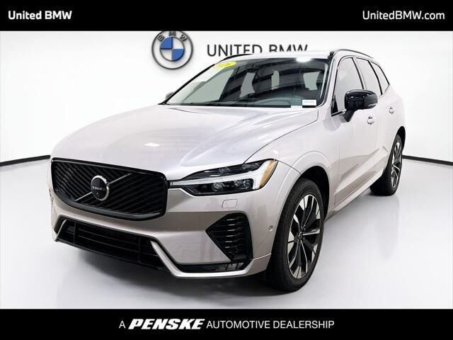 2026 Volvo XC60 B5 Plus — photo 1 of 5