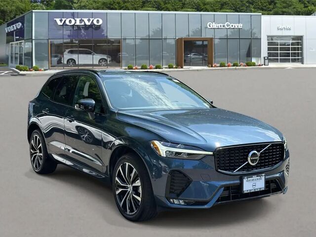 2025 Volvo XC60 B5 Plus Dark Theme