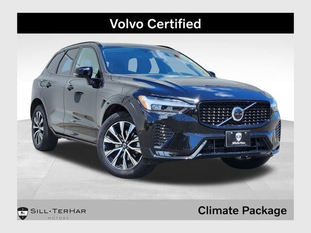 2025 Volvo XC60 B5 Plus Dark Theme