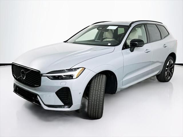 2026 Volvo XC60 B5 Plus — photo 1 of 13