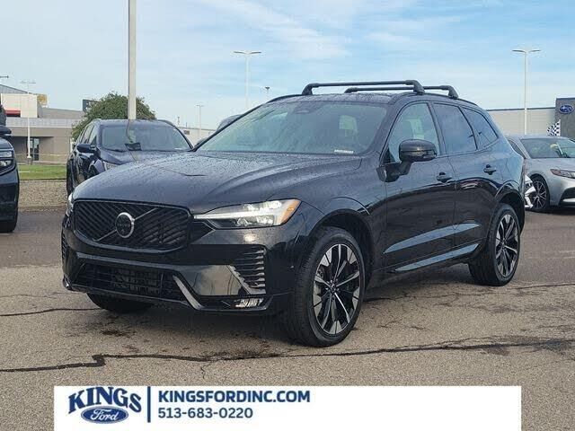 2026 Volvo XC60 B5 Plus