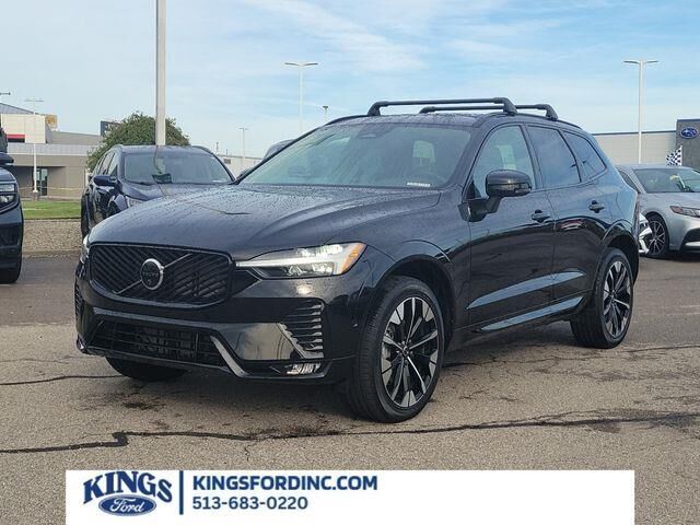 2026 Volvo XC60 B5 Plus