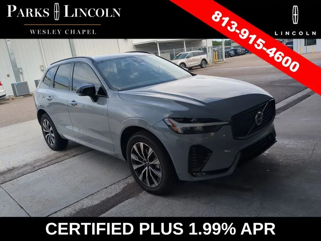 2025 Volvo XC60 B5 Core Dark Theme — photo 1 of 52