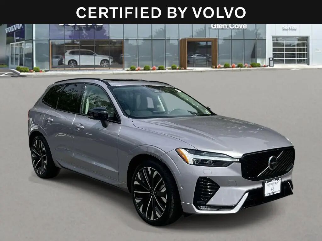 2026 Volvo XC60 B5 Ultra — photo 1 of 13