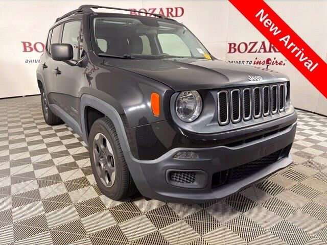 2016 Jeep Renegade Sport — photo 1 of 13