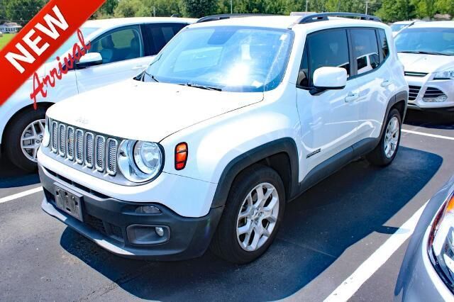 2018 Jeep Renegade Latitude — photo 1 of 14