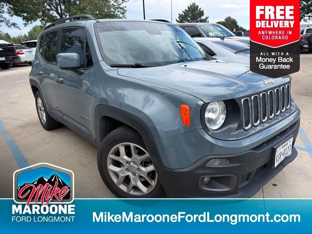 2017 Jeep Renegade Latitude — photo 1 of 14