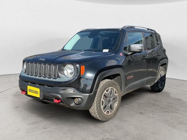 2015 Jeep Renegade Trailhawk — photo 1 of 15
