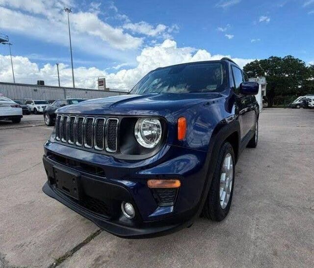2021 Jeep Renegade Latitude — photo 1 of 3