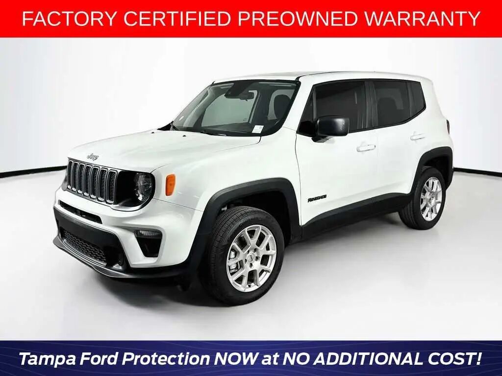 2023 Jeep Renegade Latitude — photo 1 of 15