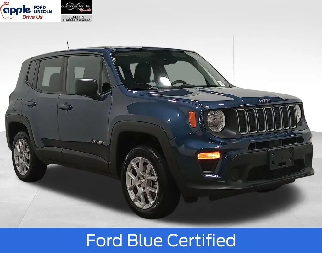 2023 Jeep Renegade Latitude — photo 1 of 12