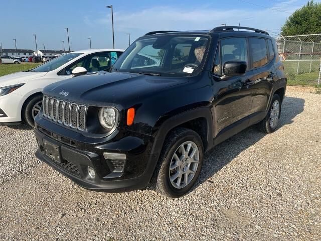 2021 Jeep Renegade Latitude — photo 1 of 26