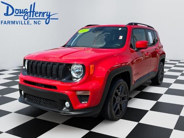 2022 Jeep Renegade Latitude — photo 1 of 13