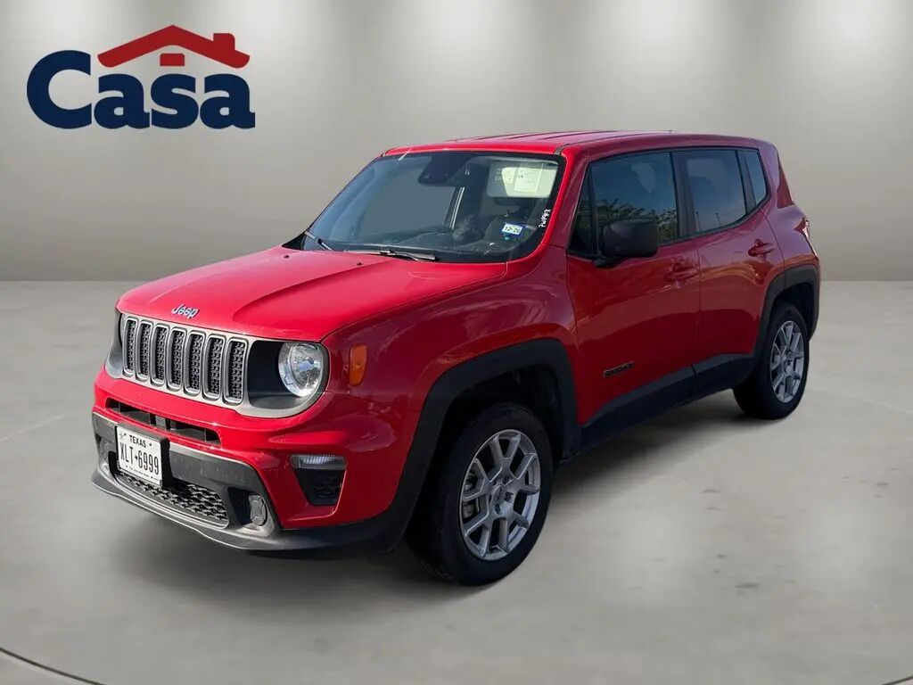 2023 Jeep Renegade Latitude — photo 1 of 12