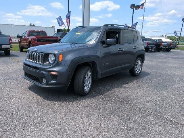 2021 Jeep Renegade Latitude — photo 1 of 14