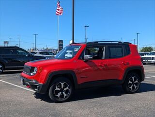 2021 Jeep Renegade Trailhawk — photo 1 of 13