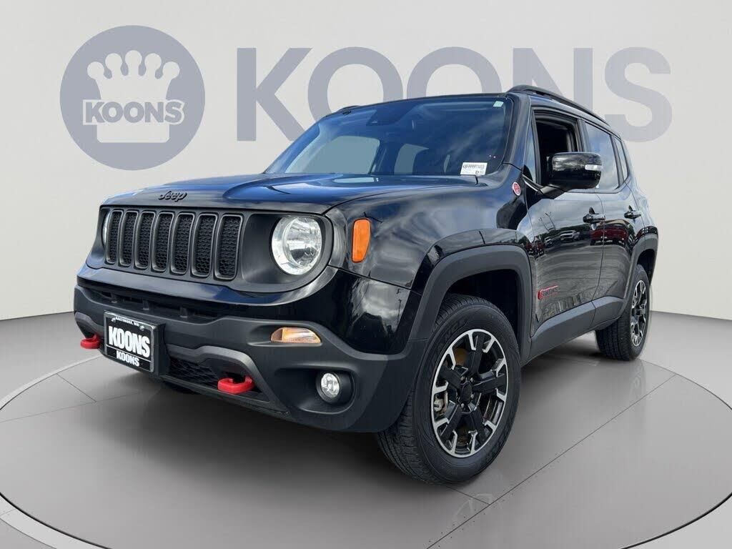 2023 Jeep Renegade Trailhawk — photo 1 of 1