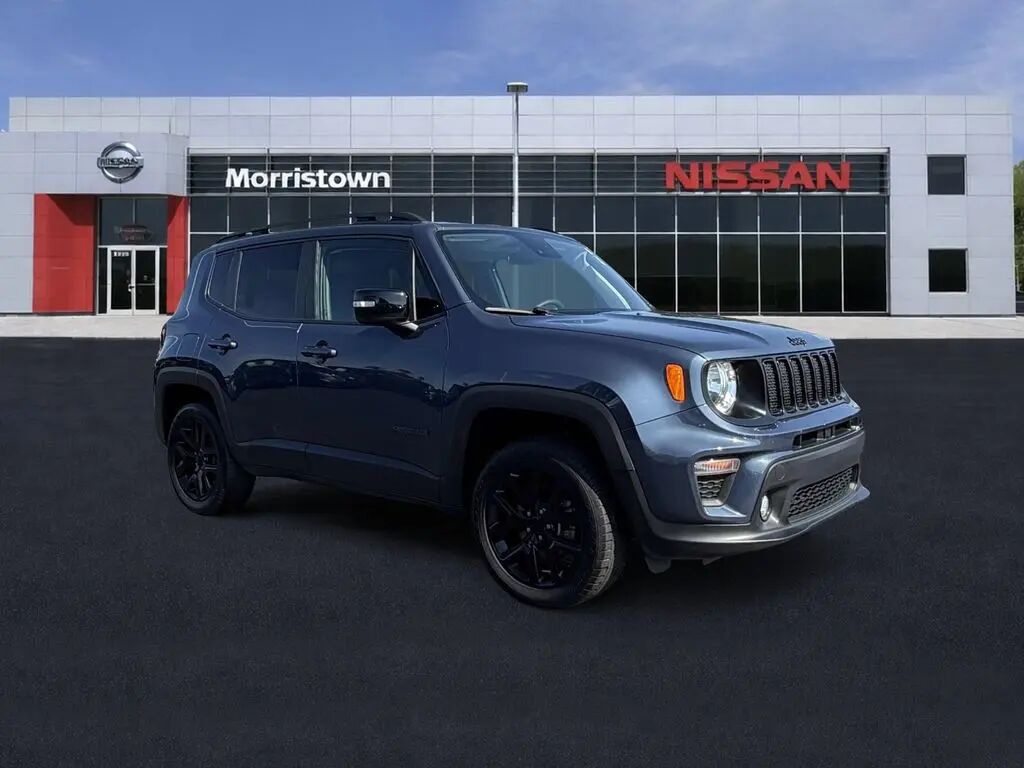 2023 Jeep Renegade Altitude — photo 1 of 27