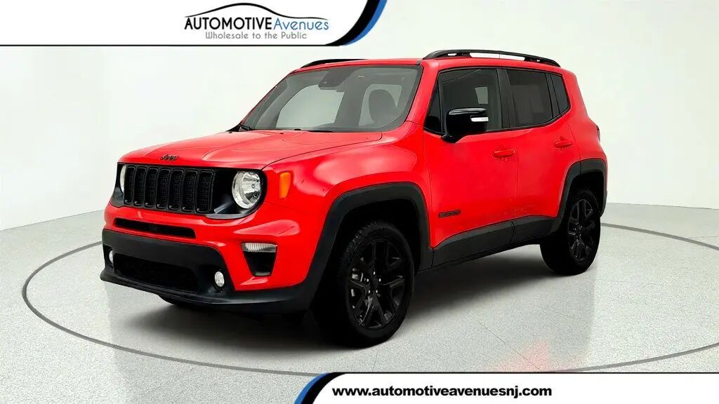 2023 Jeep Renegade Altitude — photo 1 of 13