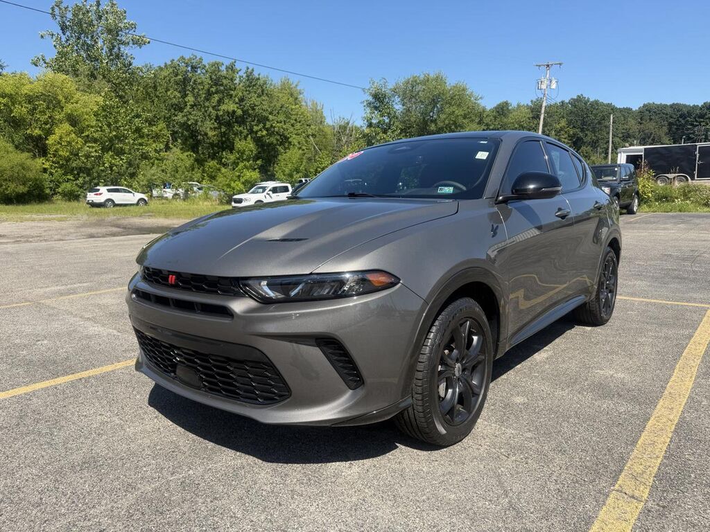 2024 Dodge Hornet R/T Plus EAWD *Ltd Avail* — photo 1 of 13