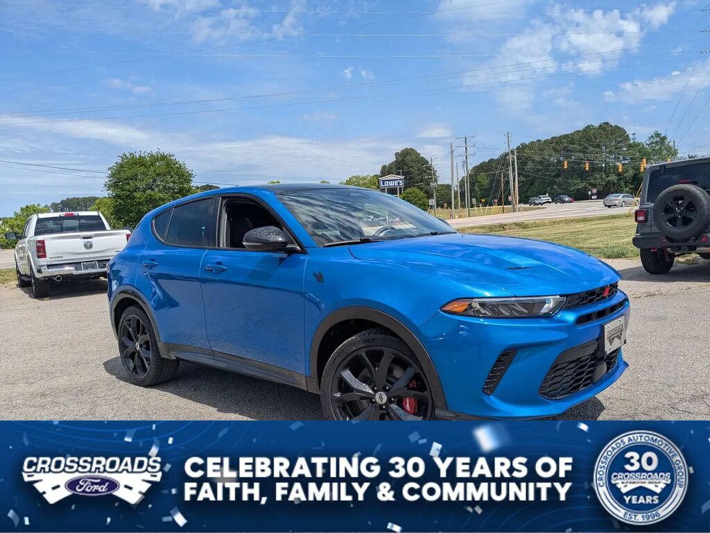 2024 Dodge Hornet R/T Plus — photo 1 of 30