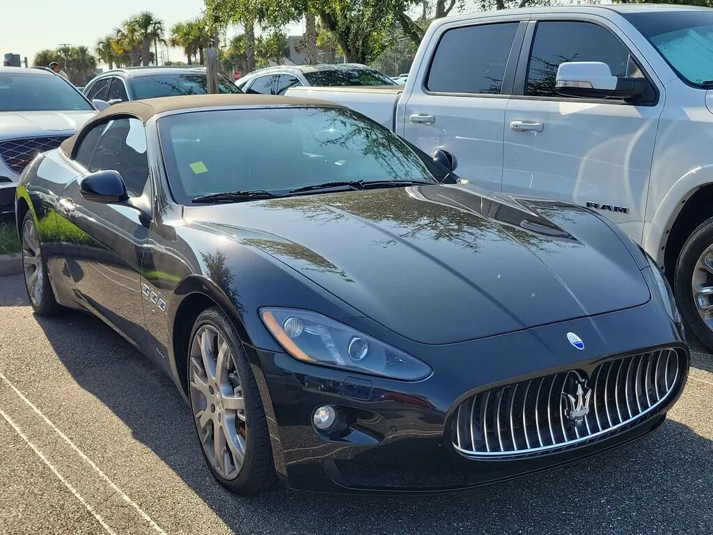 2014 Maserati GranTurismo Base — photo 1 of 10