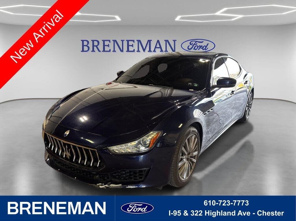 2018 Maserati Ghibli Base — photo 1 of 2