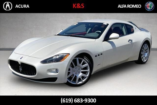2009 Maserati GranTurismo Base