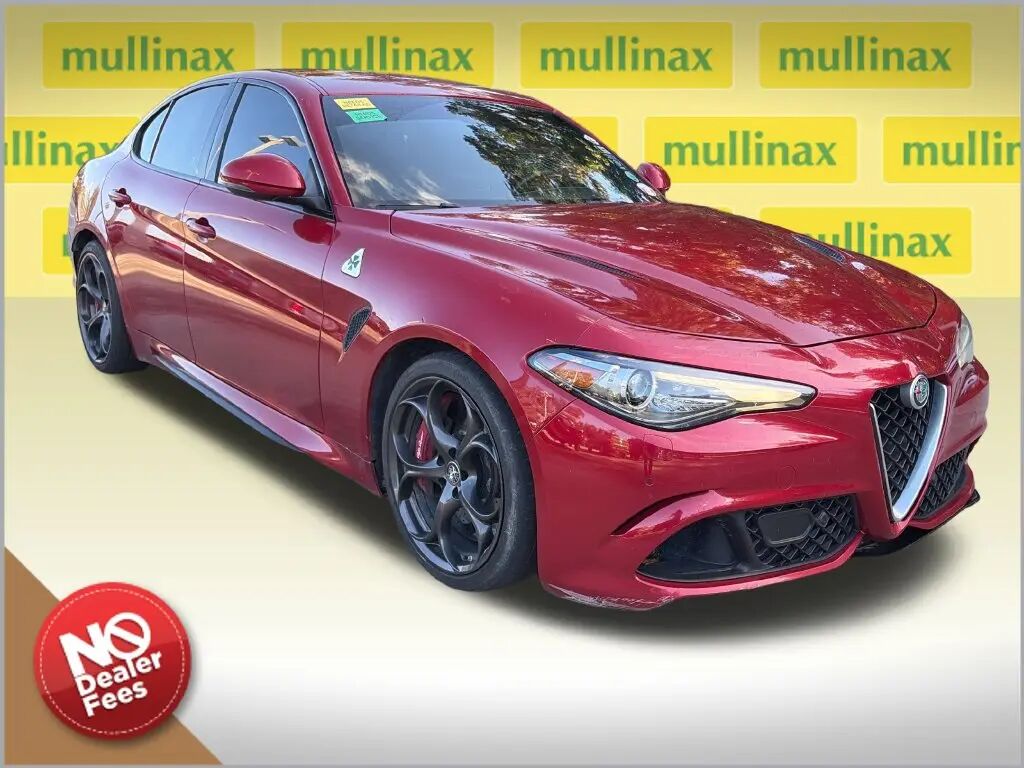 2017 Alfa Romeo Giulia Quadrifoglio — photo 1 of 13
