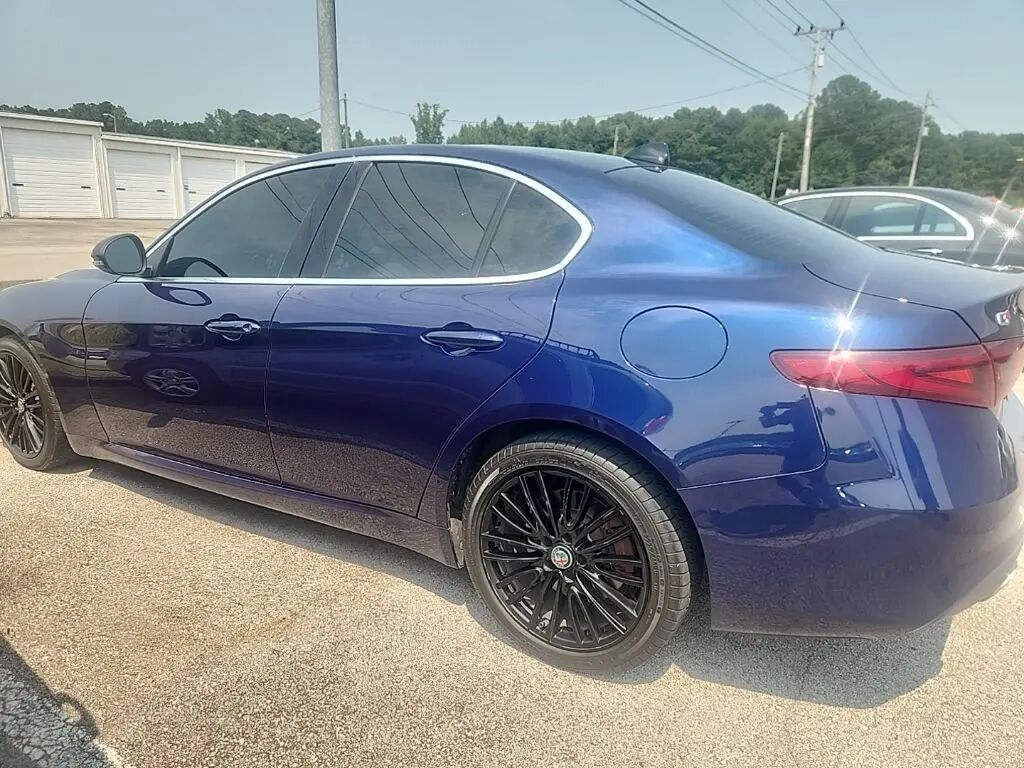 2018 Alfa Romeo Giulia Ti — photo 1 of 2