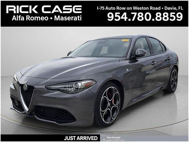2022 Alfa Romeo Giulia Ti — photo 1 of 30
