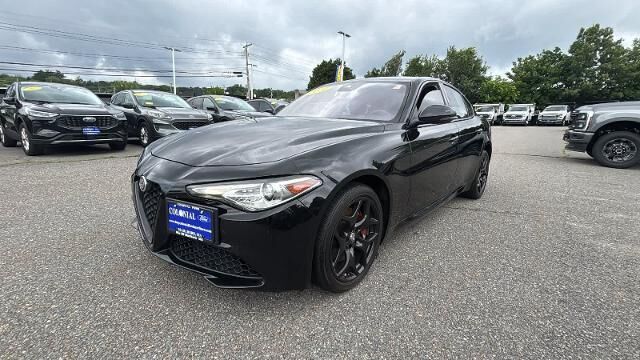 2021 Alfa Romeo Giulia Sprint — photo 1 of 13