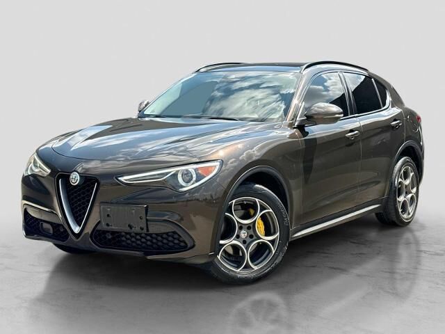 2018 Alfa Romeo Stelvio Sport