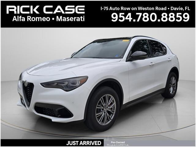 2024 Alfa Romeo Stelvio Sprint — photo 1 of 10