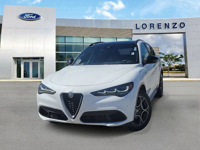 2024 Alfa Romeo Stelvio Ti